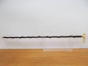 lot 93 image: Wonderful 1880s era BoneAntler Mounted Briarwood Walking Stick