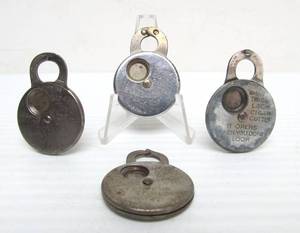 lot 99 image: (4) Antique Early 1900s Trick-Lock Cigar Cutters