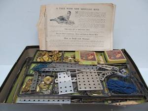lot 119 image: Antique 1916 MECCANO EngineeringBuilding Erector Set