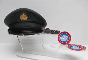 lot 137 image: Old Vintage WW2 era US Military Officers Cap wPatches & Buttons