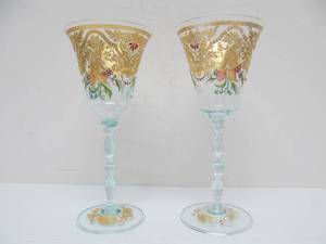 lot 183 image: Pair of Genuine 19th Century Handblown Italian Murano Wine Glasses - ca. 1890