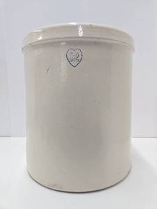 lot 205 image: Large Antique 12 Gallon Stoneware Crock