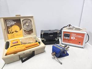 lot 194 image: Group of Assorted Tools including Battery Charger & Vise