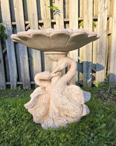 lot 8 image: Large & Beautiful Heavy Solid Cement Double Swan Bird Bath