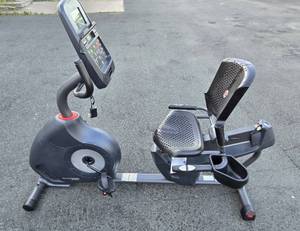 lot 260 image: Excellent Clean Working SCHWINN 230 Recumbent Exercise Bike wManual