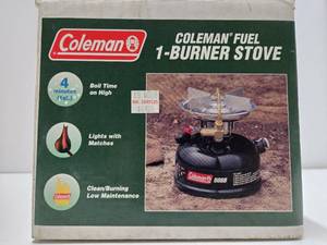 lot 305 image: Brand New Unused COLEMAN 508B Camp Stove