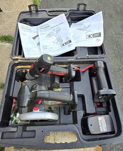 lot 276 image: Good Working CRAFTSMAN Cordless Power Tool Set wCase