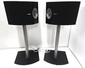 lot 316 image: Working Pair of BOSE 301 V Speakers wStands