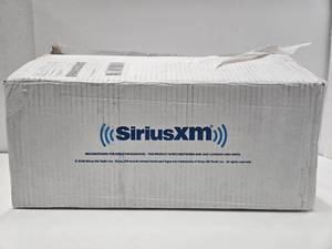lot 322 image: Factory Refurbished SIRIUS XM SD2 Portable Speaker Dock