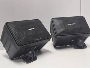 lot 345 image: Working Pair of BOSE Model 101 Music Monitor Speakers
