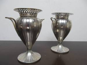lot 144 image: Fantastic Antique Austrian Silver Collection - Pair of Deco Viennese Silver Vases by Heinrich Dittrich Jr. - ca 1925