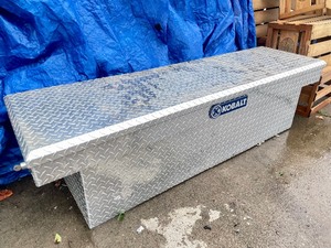 Great Condition Pickup Truck Chrome Tool Box