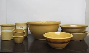 lot 359 image: Lot of Vintage Stoneware Kitchenware Bowls And Utensil Holdiers