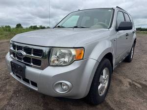 lot 5 image: 2008 Ford Escape