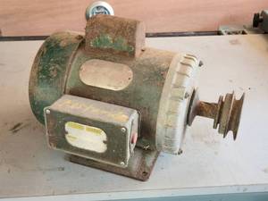 lot 7 image: Farm Duty Electric Motor
