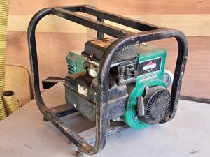 lot 12 image: Coleman Powermate PM0542000 2250-Watt Portable Generator Factory Reconditioned