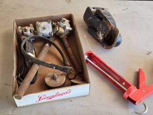 lot 36 image: Lot of DeLaval Barksdale Valves and Misc Other Mechanical Parts