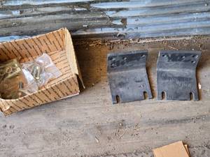 lot 74 image: Heavy Duty Metal Brackets and Hardware