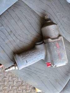 lot 81 image: Ingersoll Rand Titanium 12 Impactool Model 2135TIMAX Pneaumatic Air Wrench