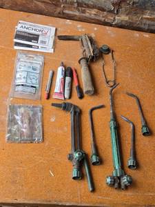 lot 107 image: Marquette Star Jet 21-110 Welding Torches with Various Tips