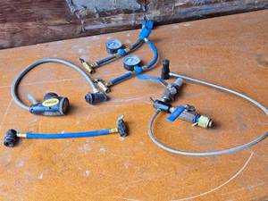 lot 126 image: Variety of Air Compressor Charging Hoses