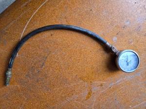 lot 129 image: Compression Tester with Hose