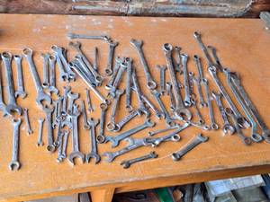 lot 136 image: Large Lot of Miscellaneous Standard Wrenches