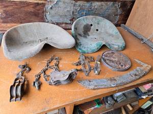 lot 146 image: Vintage Tractor Seats, Pulley System, Traps, and Miscellaneous Items