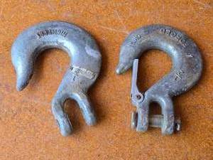 lot 225 image: K-T Industries Chain Hooks Hooks