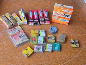 lot 235 image: Lot of Spark Plugs and Fuses BR9ES, RN4YC, and DCPR8E