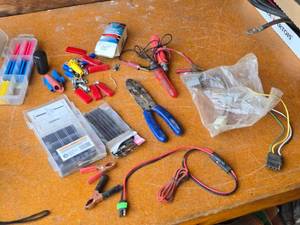 lot 236 image: Assorted Electrical Tools and Connectors