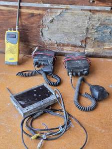 lot 238 image: CB Radios and Accessories including 7 LCD Back Up Camera, Transceivers