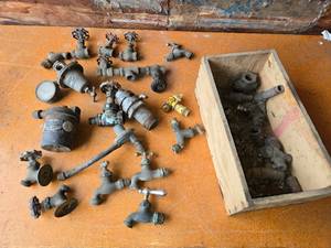 lot 264 image: Plumbing Valves and Parts