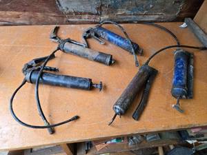 lot 271 image: Lot of Grease Guns