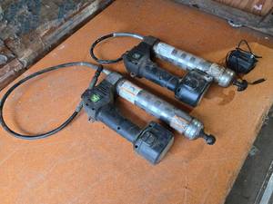 lot 273 image: John Deere TY26100 and TY26701 Grease Guns - No Charger for Battery so Untested