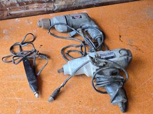 lot 277 image: Black & Decker Electric Impact, B&D Industrial Drill, and Craftsman Engraver
