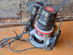lot 288 image: Craftsman Model 315.17400 Super Router Sears Reconditioned - Works