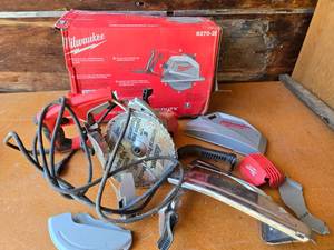lot 292 image: For Parts - Milwaukee 6370-20 8 Metal Cutting Circular Saw with Box - It Was Run Over
