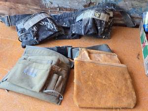 lot 297 image: Nicholas Leather Tool Belts and Pouches Lot