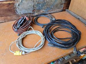 lot 313 image: Extension Cords Including 123 SJTW UL and Orange 3-Prong Cord - Appear to Be in Working Order