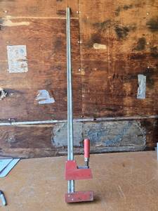 lot 322 image: Bessey Bar Clamp Approx. 4