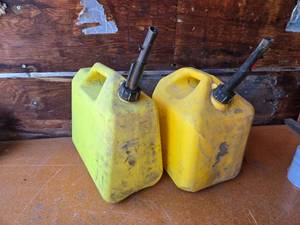 lot 338 image: Yellow Diesel Fuel Containers with Spouts