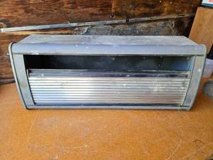 lot 348 image: Overhead Truck Cab Cabinet - Frame Plastic Broke In One Spot