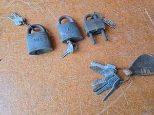 lot 354 image: Yale and Master Lock Padlocks with Keys