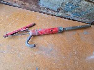 lot 363 image: Conklin Co. Inc. Barrel Hand Pump