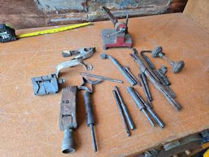 lot 383 image: Variety of Tools  a red base lever tool, several metal rods, clamps