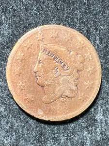 lot 46 image: 1833 US CORONET HEAD LARGE CENT