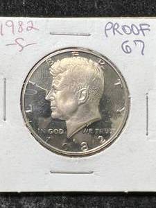 lot 54 image: 1982-S US PROOF KENNEDY HALF DOLLAR PF67