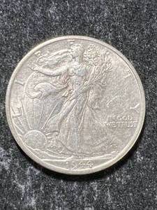 lot 71 image: 1944-D US WALKING LIBERTY HALF DOLLAR
