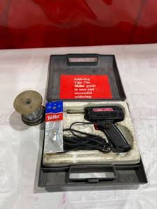 lot 371 image: Weller 8200N Soldering Gun Kit with Accessories
